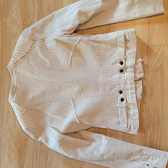 IKKS -Womens cream coloured short jacket with diagonal front zipper - Picture 7 of 8